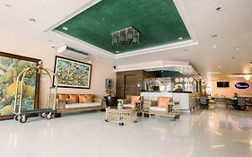 Allure Hotel & Suites
