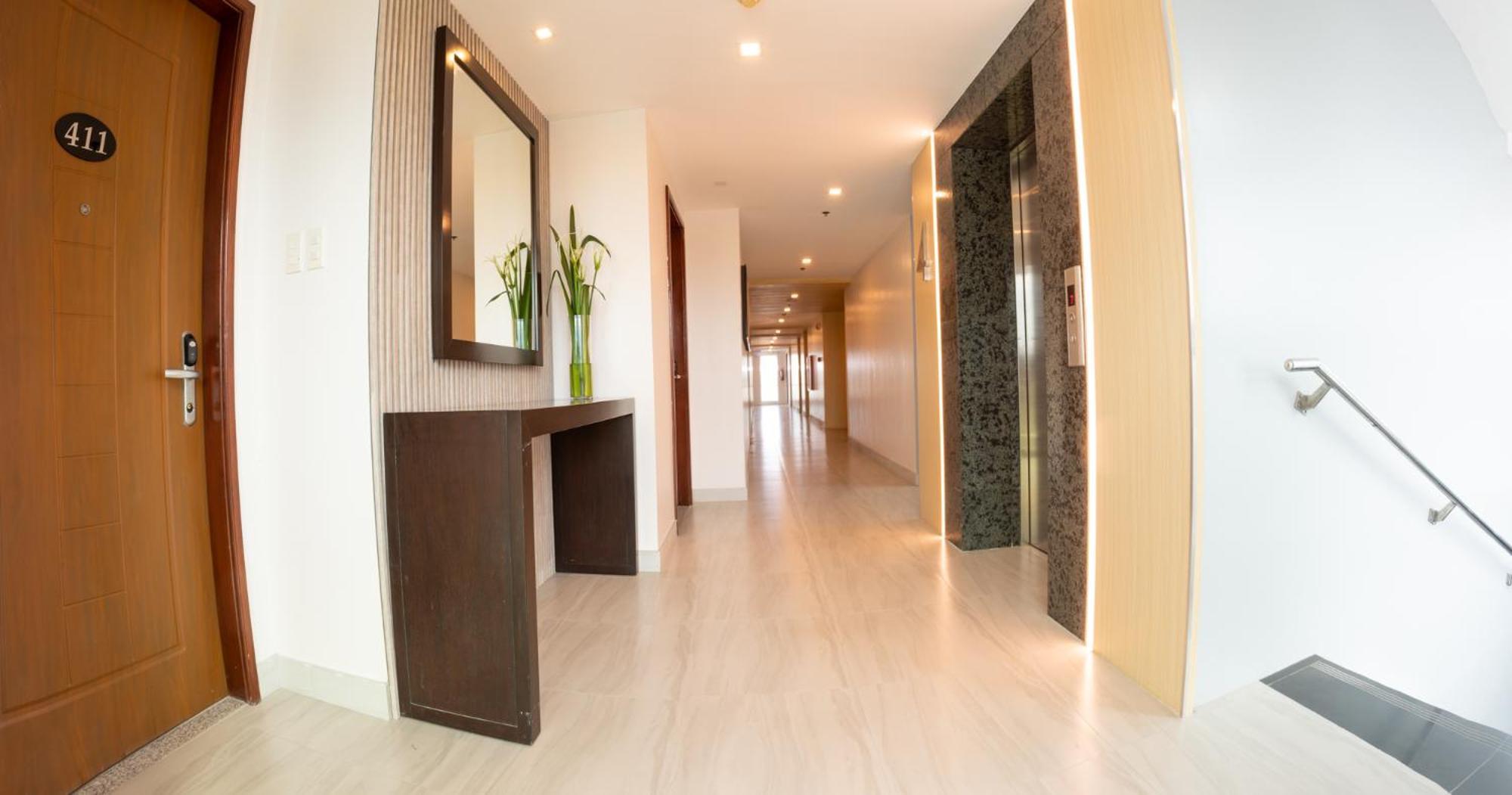 Allure Hotel & Suites Cebu Exterior photo